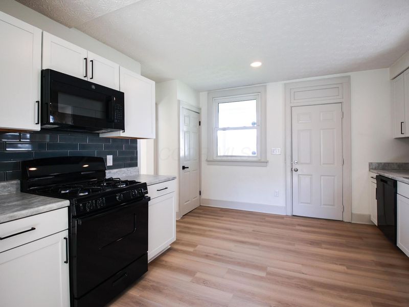 1431 S Ohio Avenue , Columbus, OH 43206 Photo 5