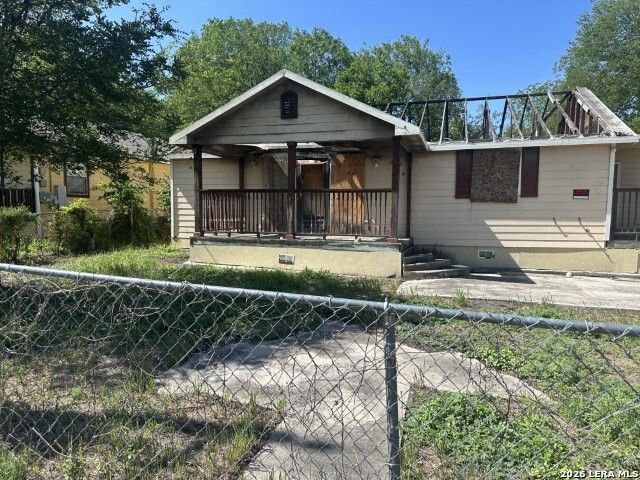 315 Coyol St, San Antonio, TX 78237 Main Photo
