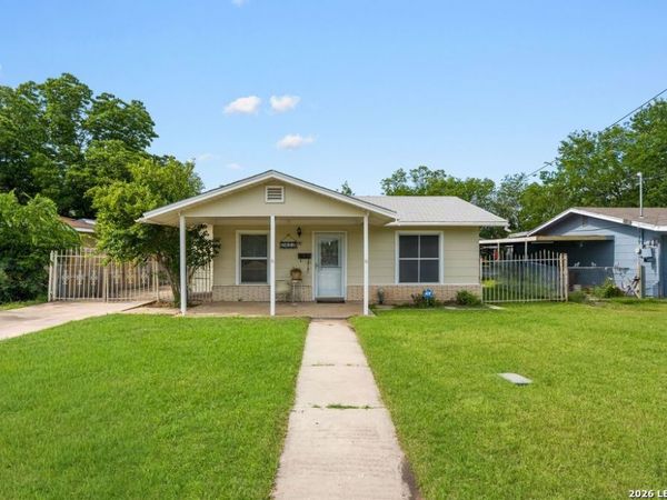 3627 W Poplar St, San Antonio, TX 78228