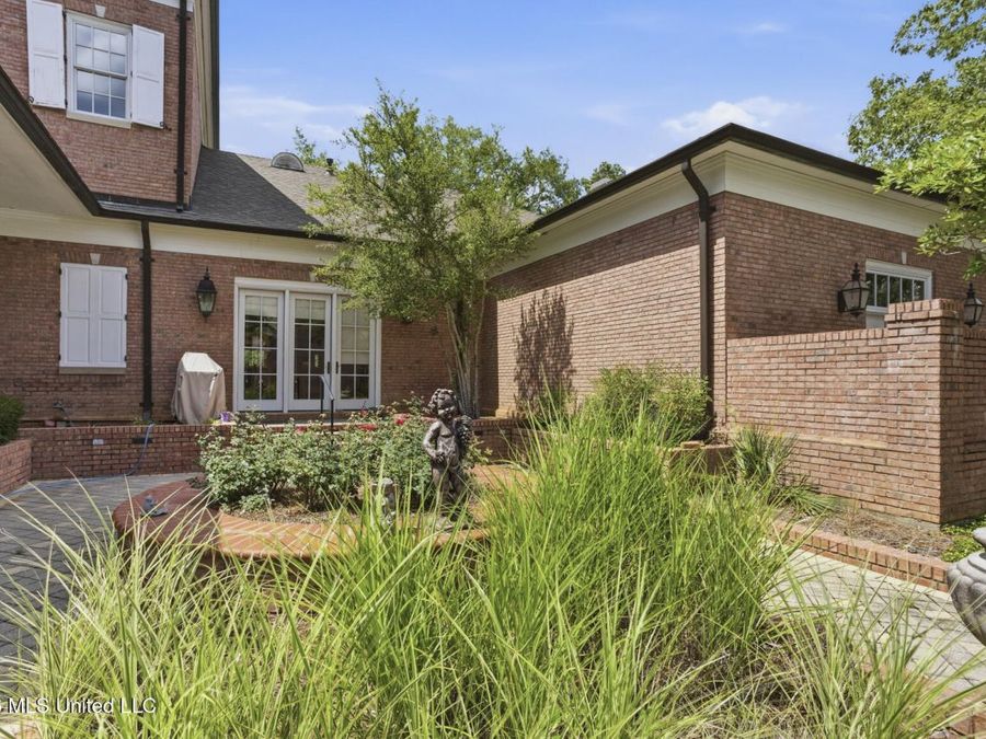 Property Image 61