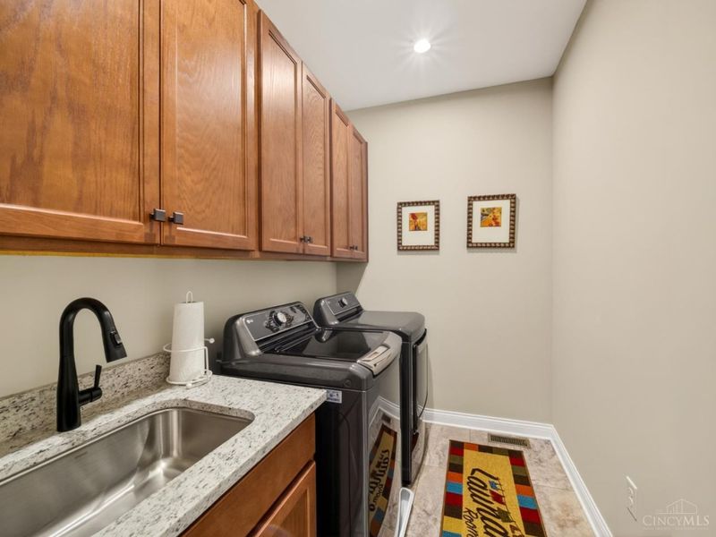 1544 Wexler Court, Hamilton Twp, OH 45039 Photo 15