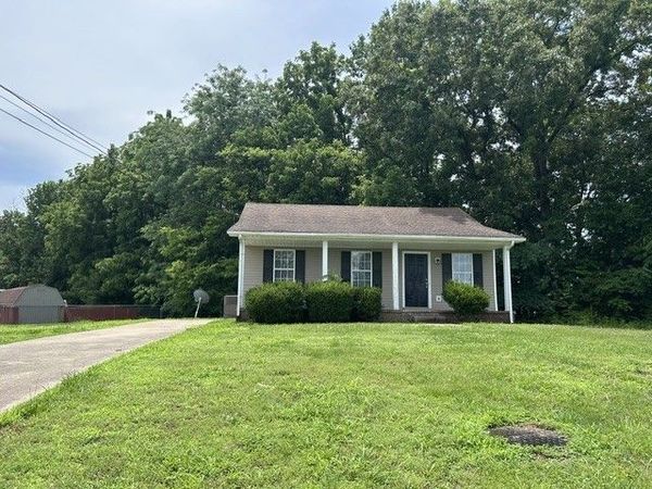252 Ray Dr , Clarksville, TN 37042