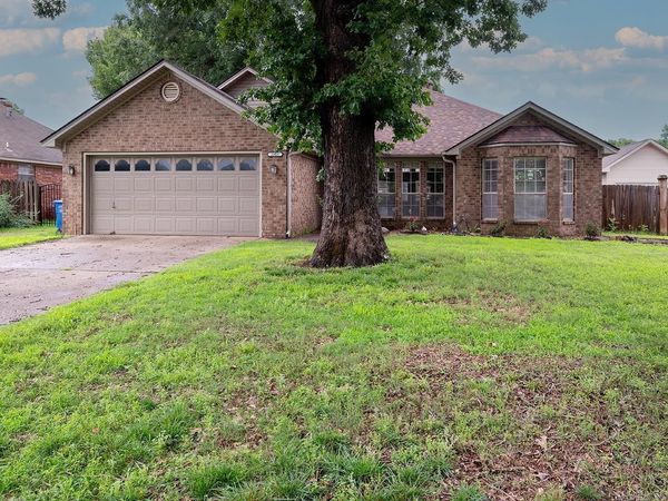 2905 Adam Street , Conway, AR 72034