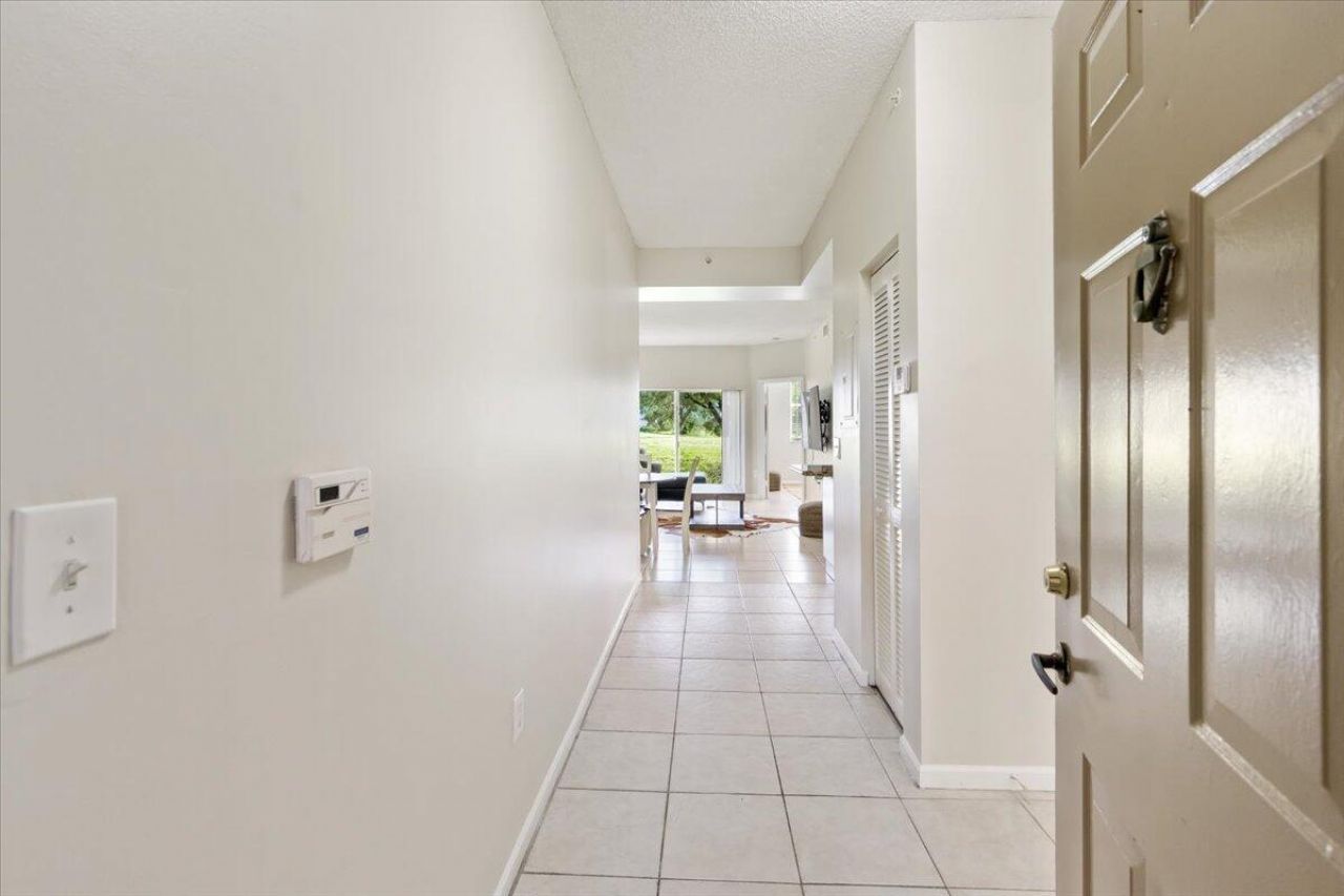 2060 Greenview Shores Boulevard, Unit 308, Wellington, FL 33414 Photo