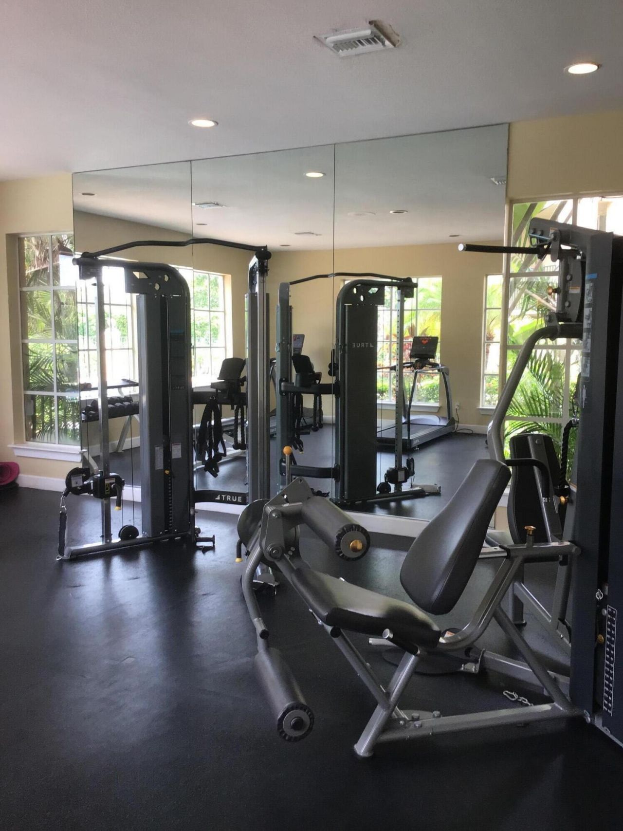 Please Call For Address, West Palm Beach, FL 33409 Photo
