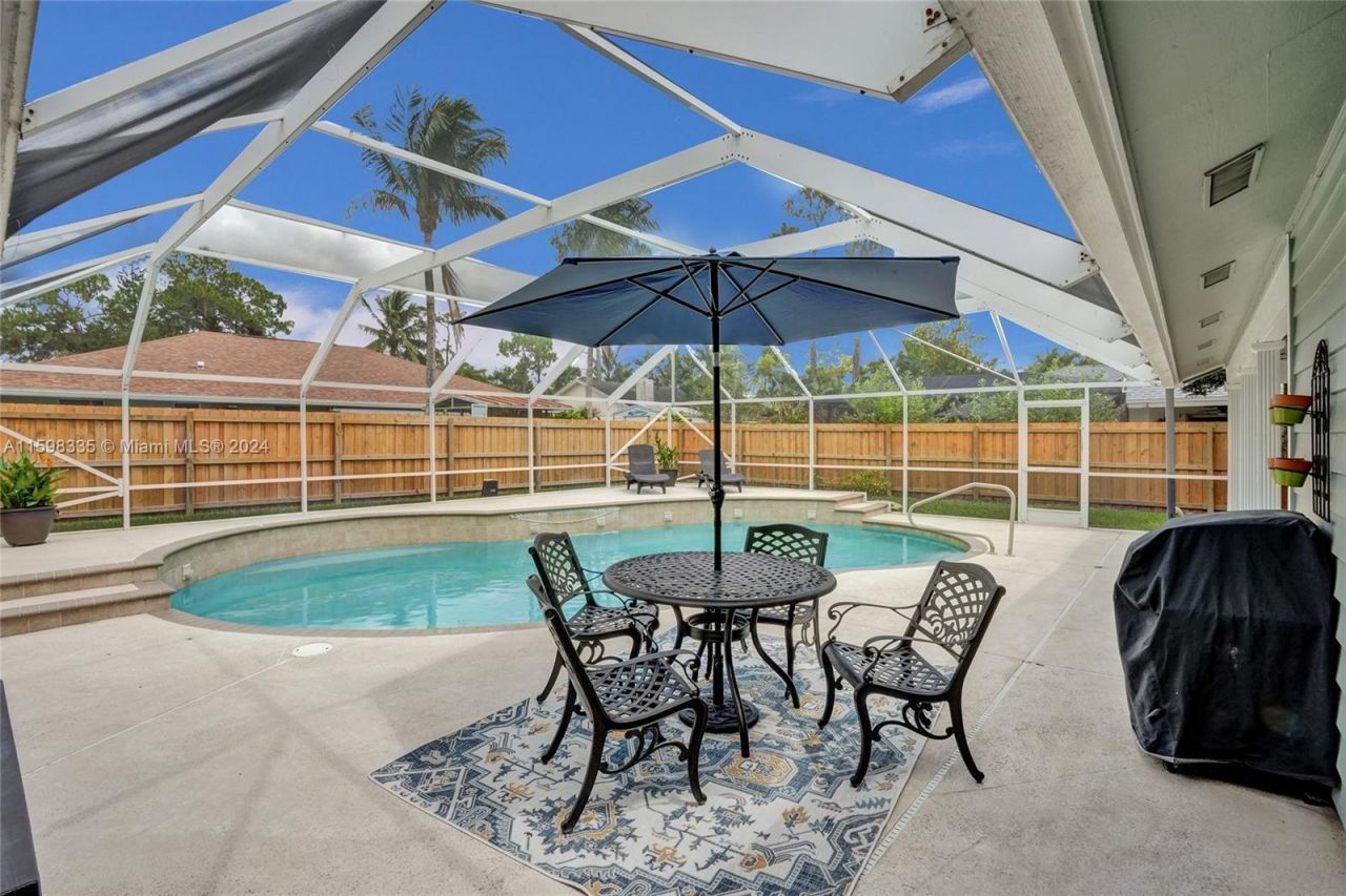 874 Blueberry Drive, Wellington, FL 33414 Photo