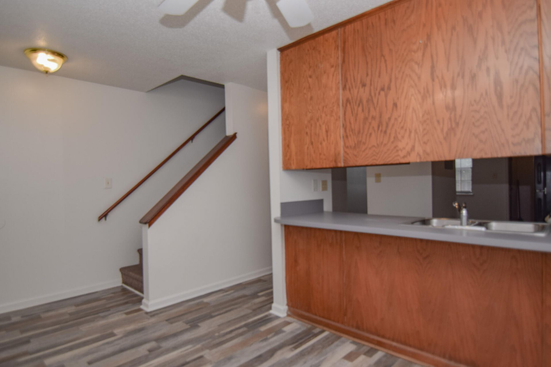 7776 Wayfield Circle Photo 4
