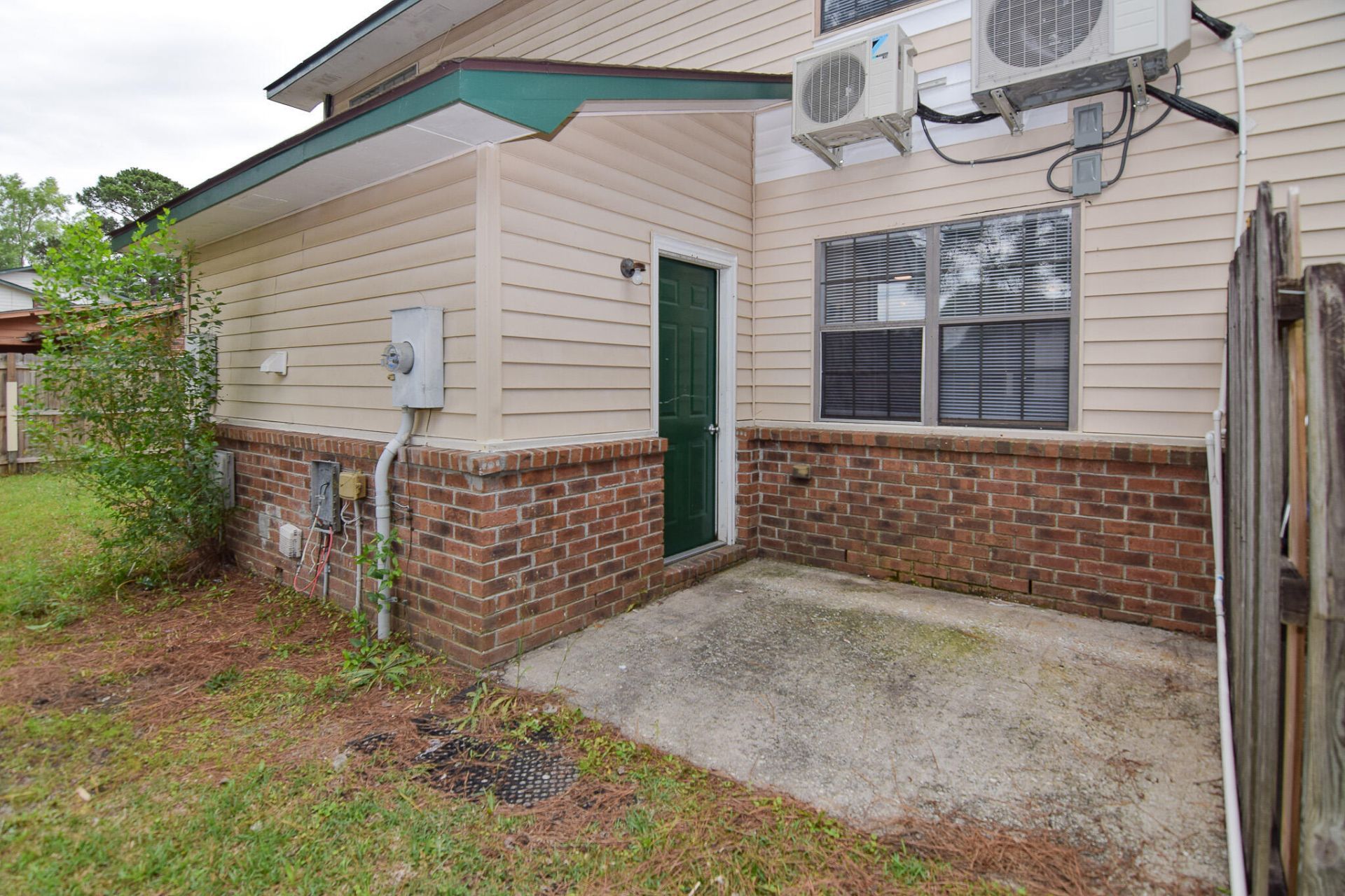 7776 Wayfield Circle Photo 9