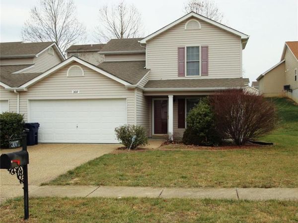307 Columbia Drive , Wentzville, MO 63385