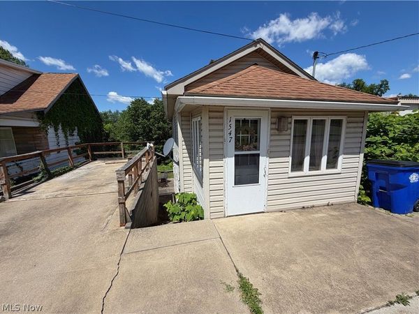 1547 Lisbon Street , East Liverpool, OH 43920