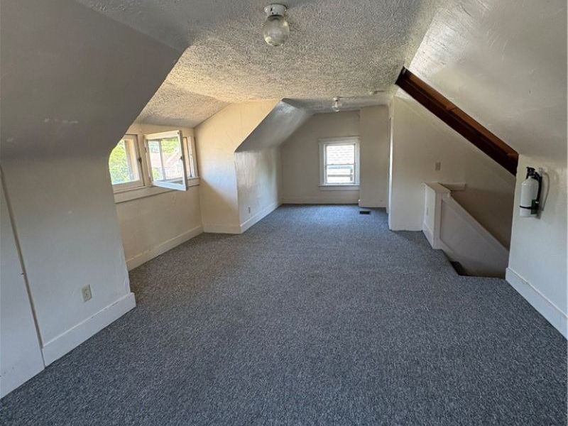 565 Brown Street , Akron, OH 44311 Photo 12