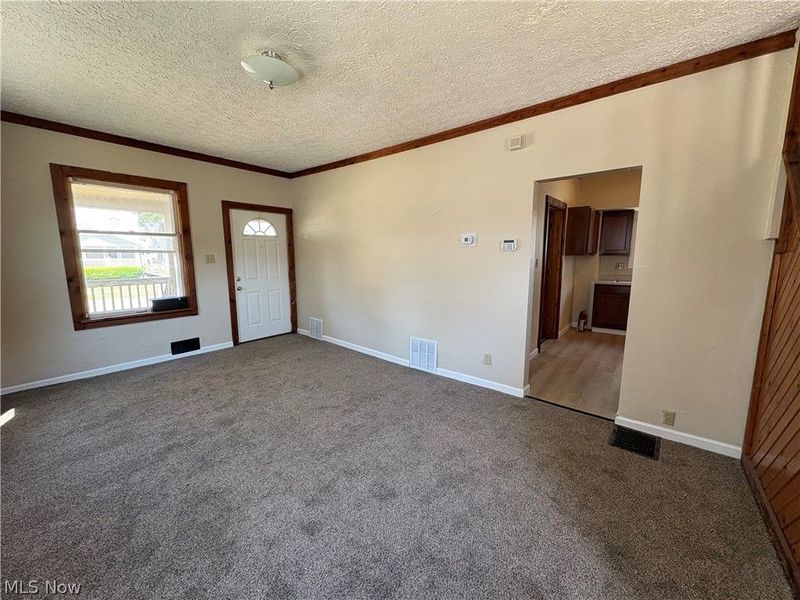 565 Brown Street , Akron, OH 44311 Photo 6