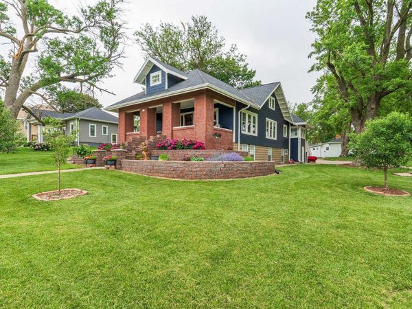 217 E 2ND st., Kingsley, IA 51028