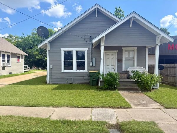 390 Live Oak Street, Marlin, TX 76661