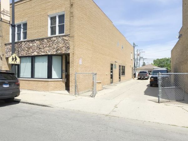 6046 W Irving Park Road, Unit 2F, Chicago, IL 60634