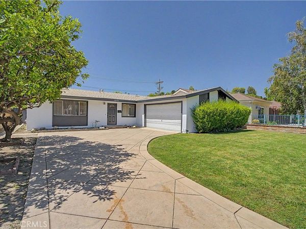 24378 Hartland, West Hills, CA 91307