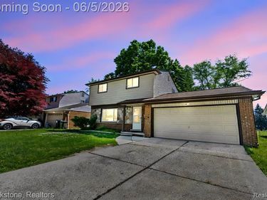 10835 Melbourne Avenue, Allen Park, MI 48101