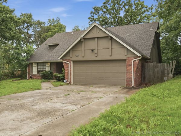 1419 W Woodrow Place, Tulsa, OK 74127