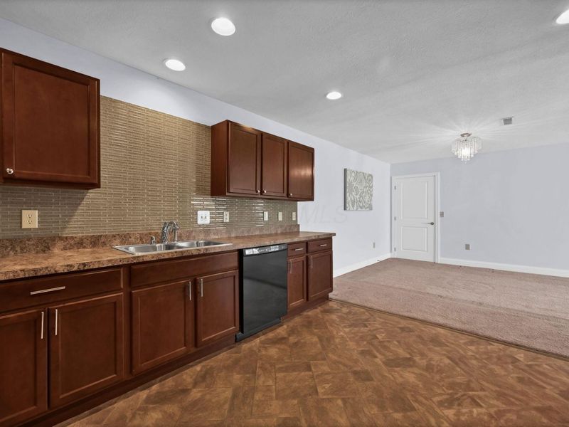 205 Cumberland Meadows Circle , Hebron, OH 43025 Photo 15