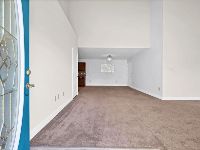 205 Cumberland Meadows Circle , Hebron, OH 43025 Photo 6