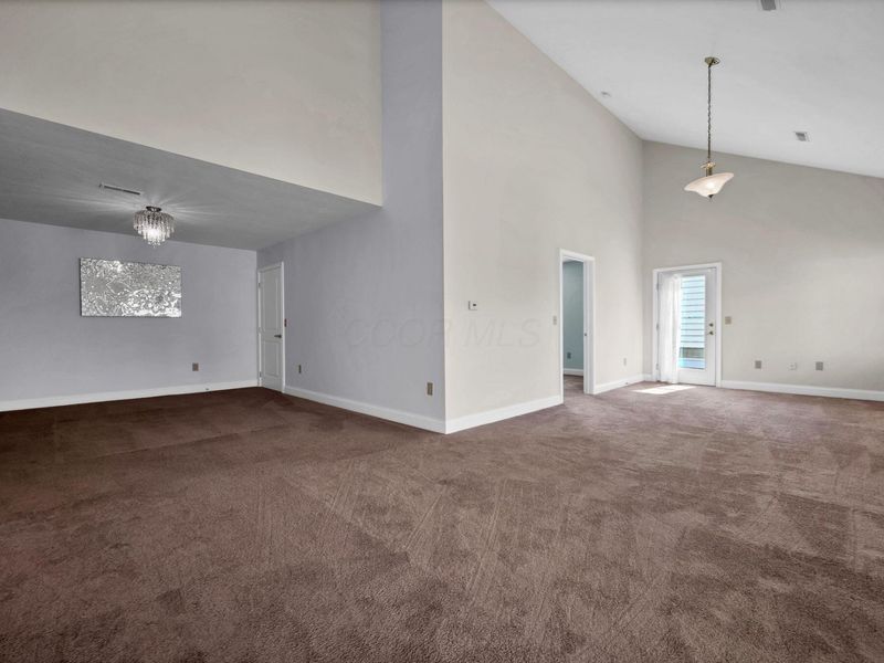 205 Cumberland Meadows Circle , Hebron, OH 43025 Photo 8