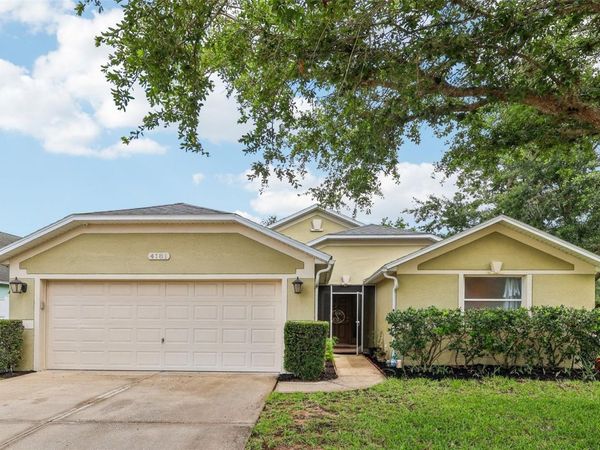 4181 WALTHAM FOREST DRIVE , TAVARES, FL 32778