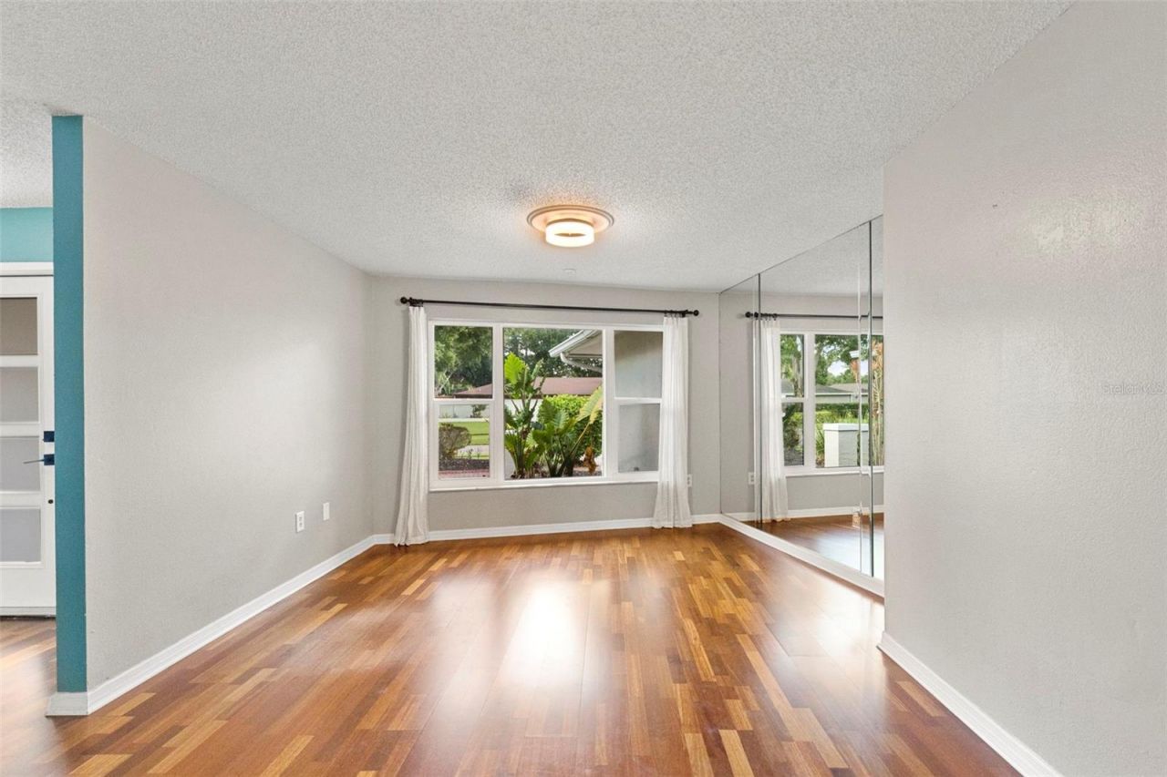 4308 Middle Lake Drive , Tampa, FL 33624 Photo