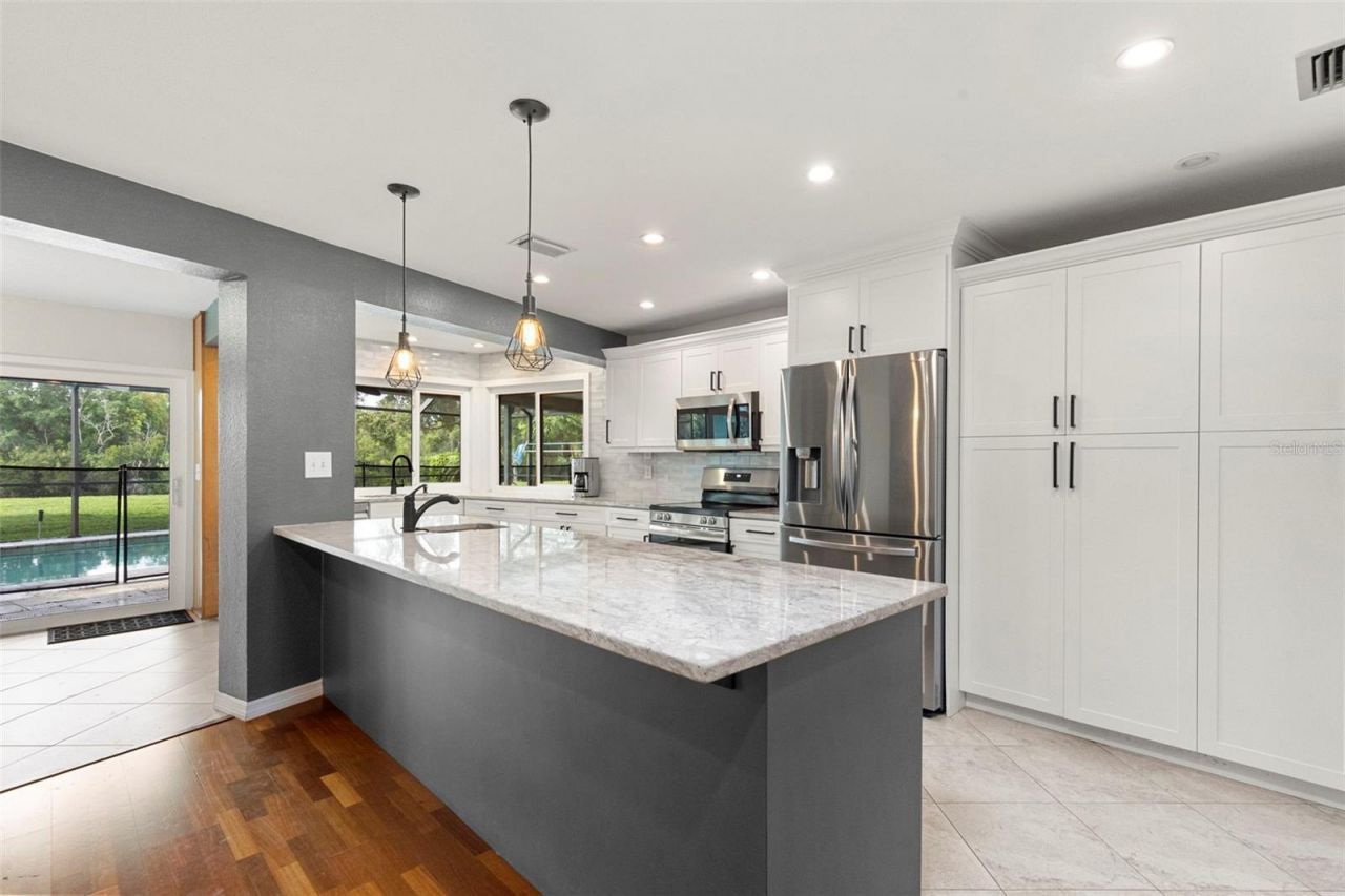4308 Middle Lake Drive , Tampa, FL 33624 Photo