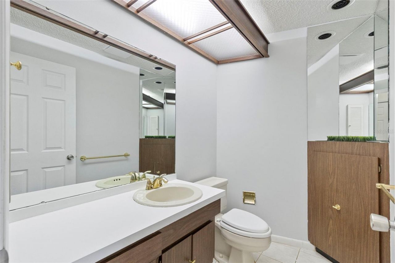 4308 Middle Lake Drive , Tampa, FL 33624 Photo