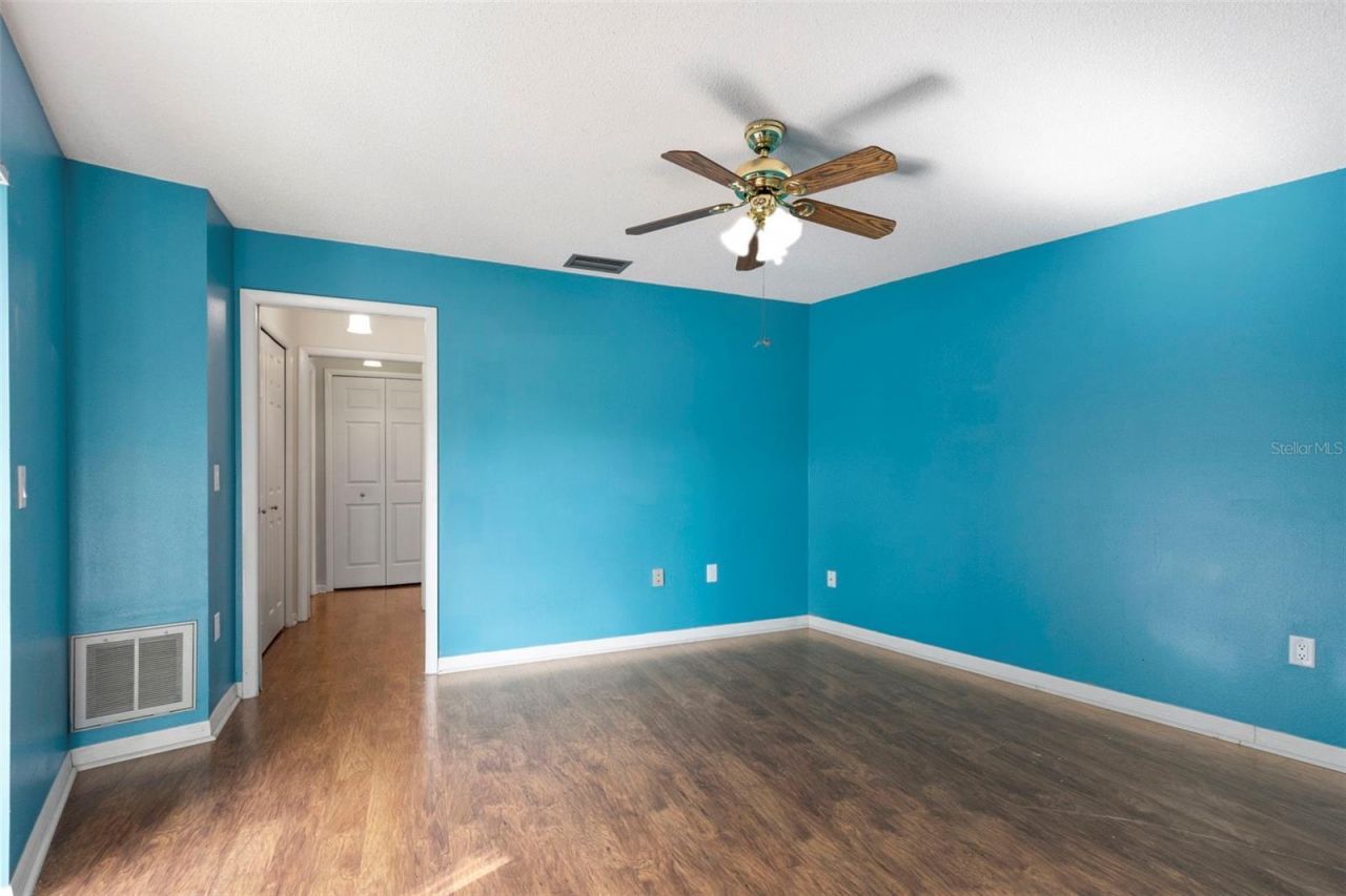 4308 Middle Lake Drive , Tampa, FL 33624 Photo