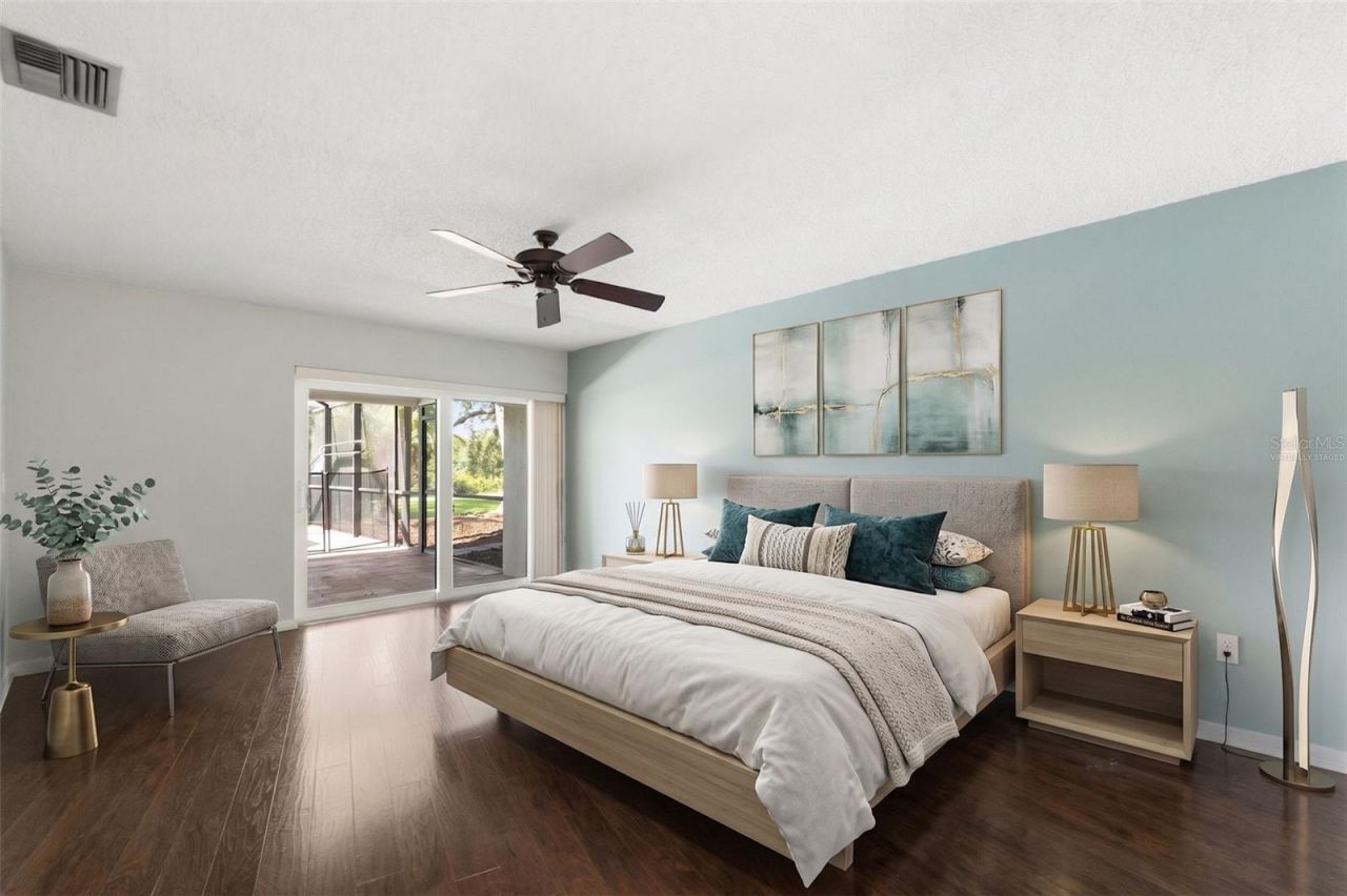 4308 Middle Lake Drive , Tampa, FL 33624 Photo