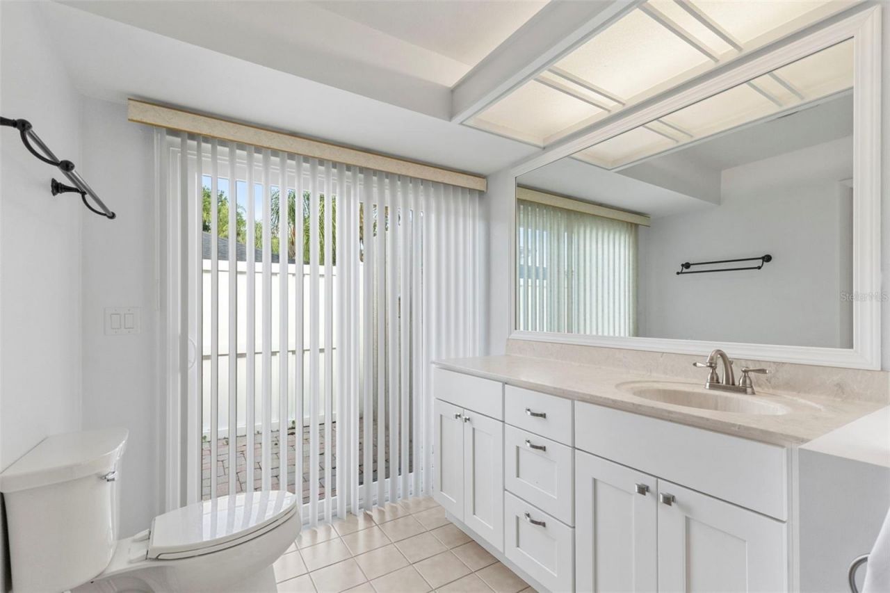 4308 Middle Lake Drive , Tampa, FL 33624 Photo