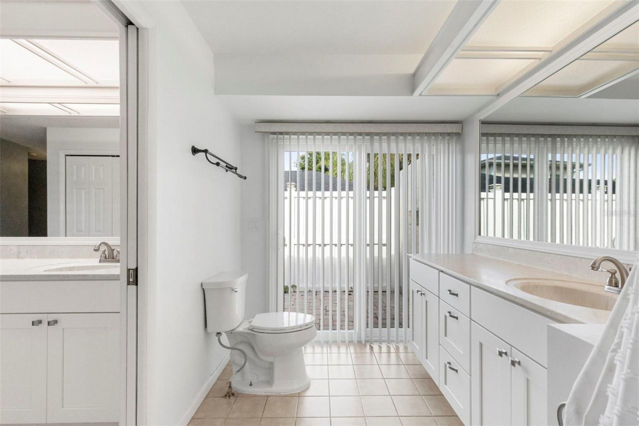 4308 Middle Lake Drive , Tampa, FL 33624 Photo