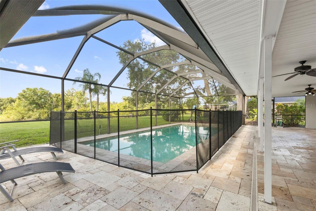 4308 Middle Lake Drive , Tampa, FL 33624 Photo