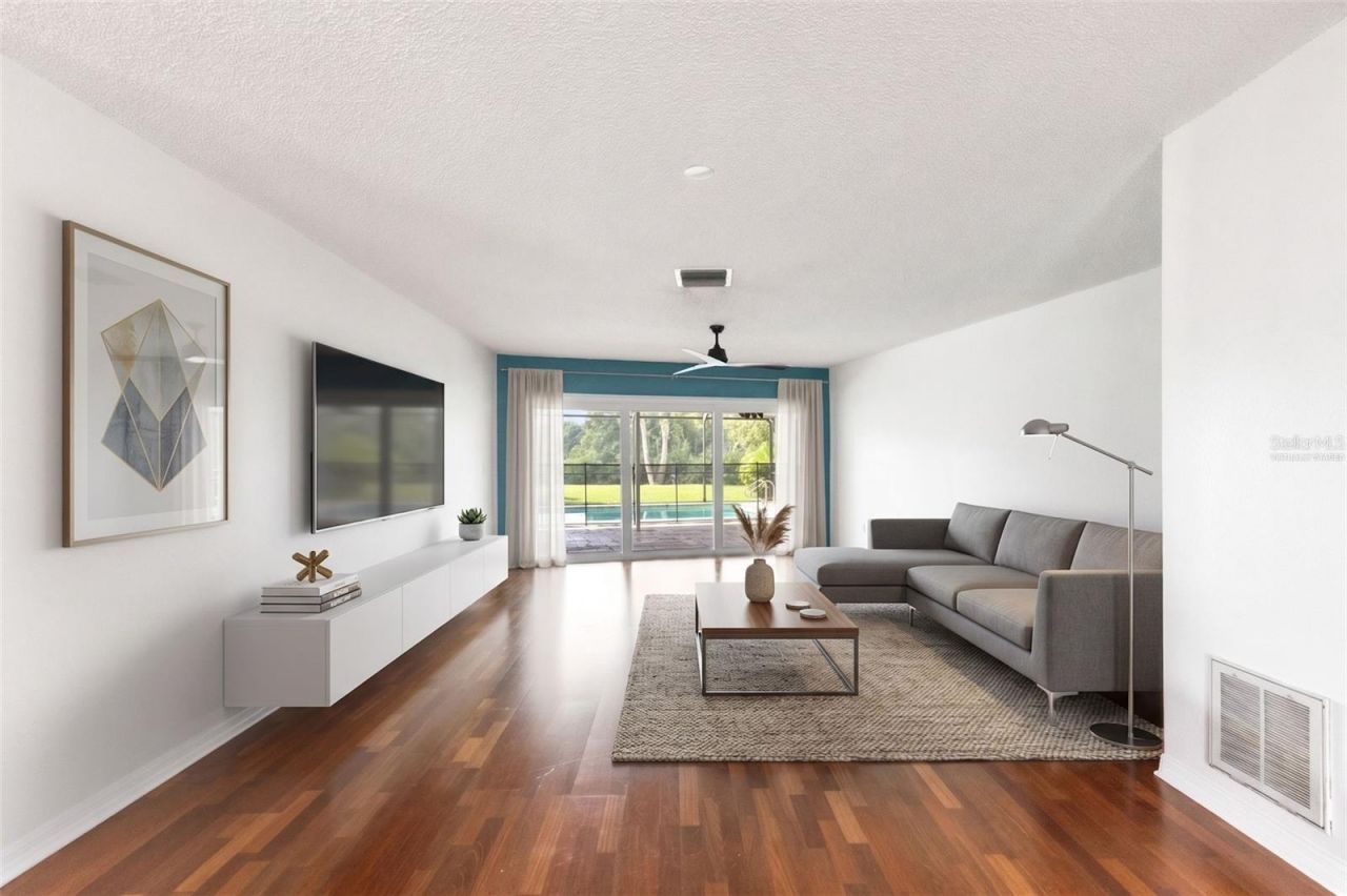 4308 Middle Lake Drive , Tampa, FL 33624 Photo