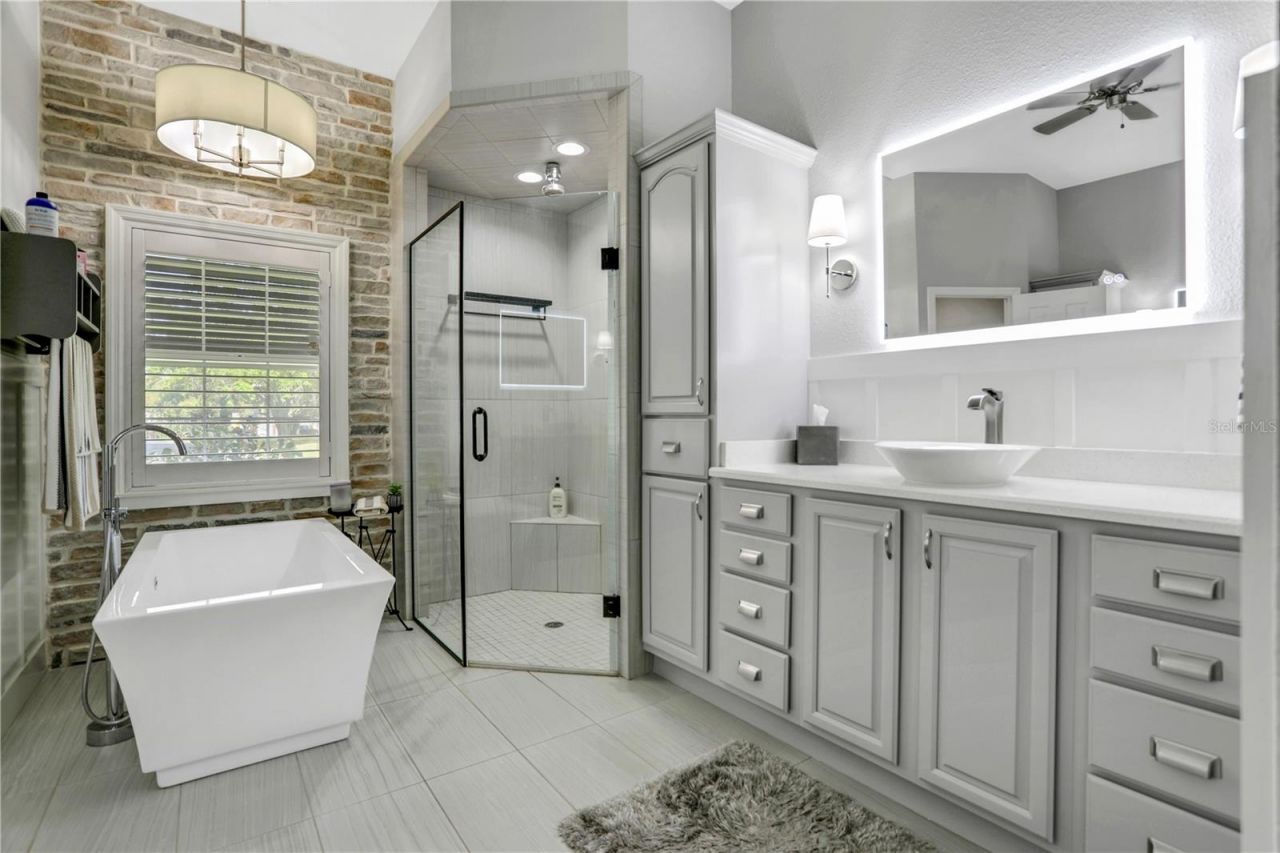 3831 Gaines Drive , Winter Haven, FL 33884 Photo