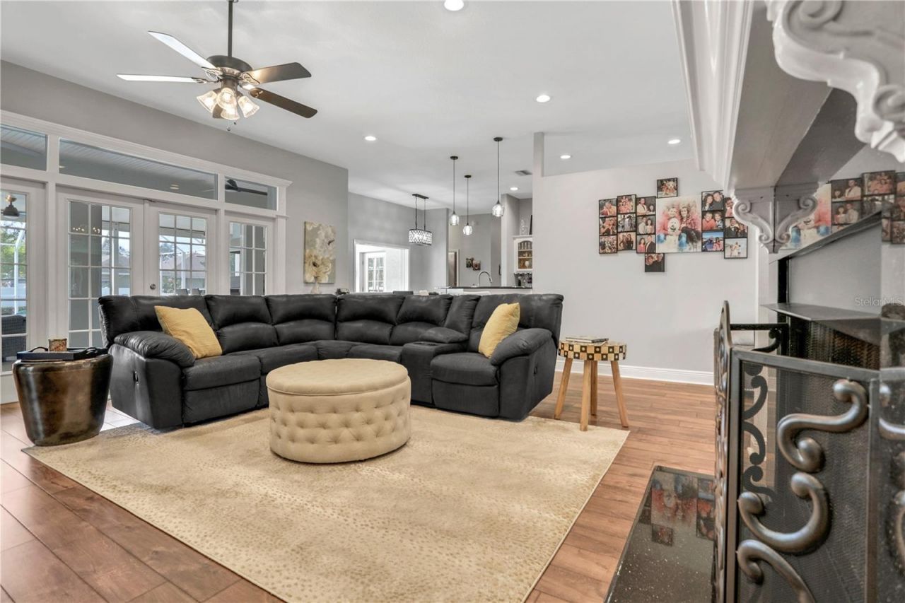 3831 Gaines Drive , Winter Haven, FL 33884 Photo