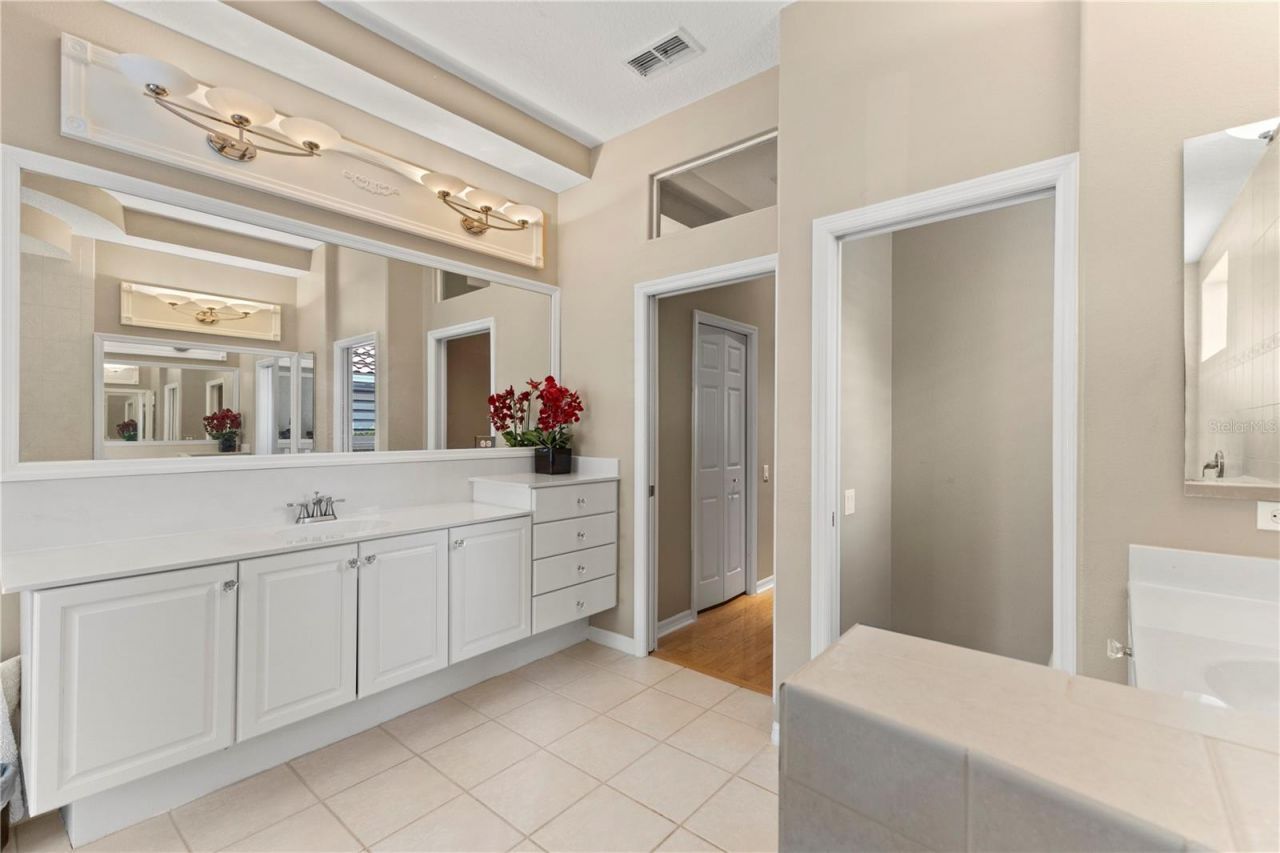 17861 Arbor Greene Drive , Tampa, FL 33647 Photo