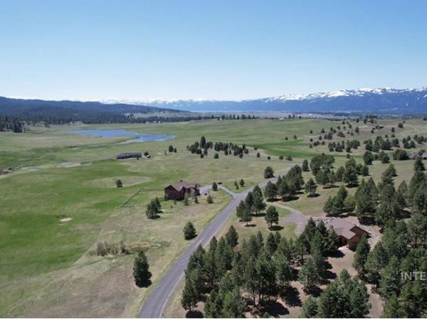 315 Barker, Donnelly, ID 83615