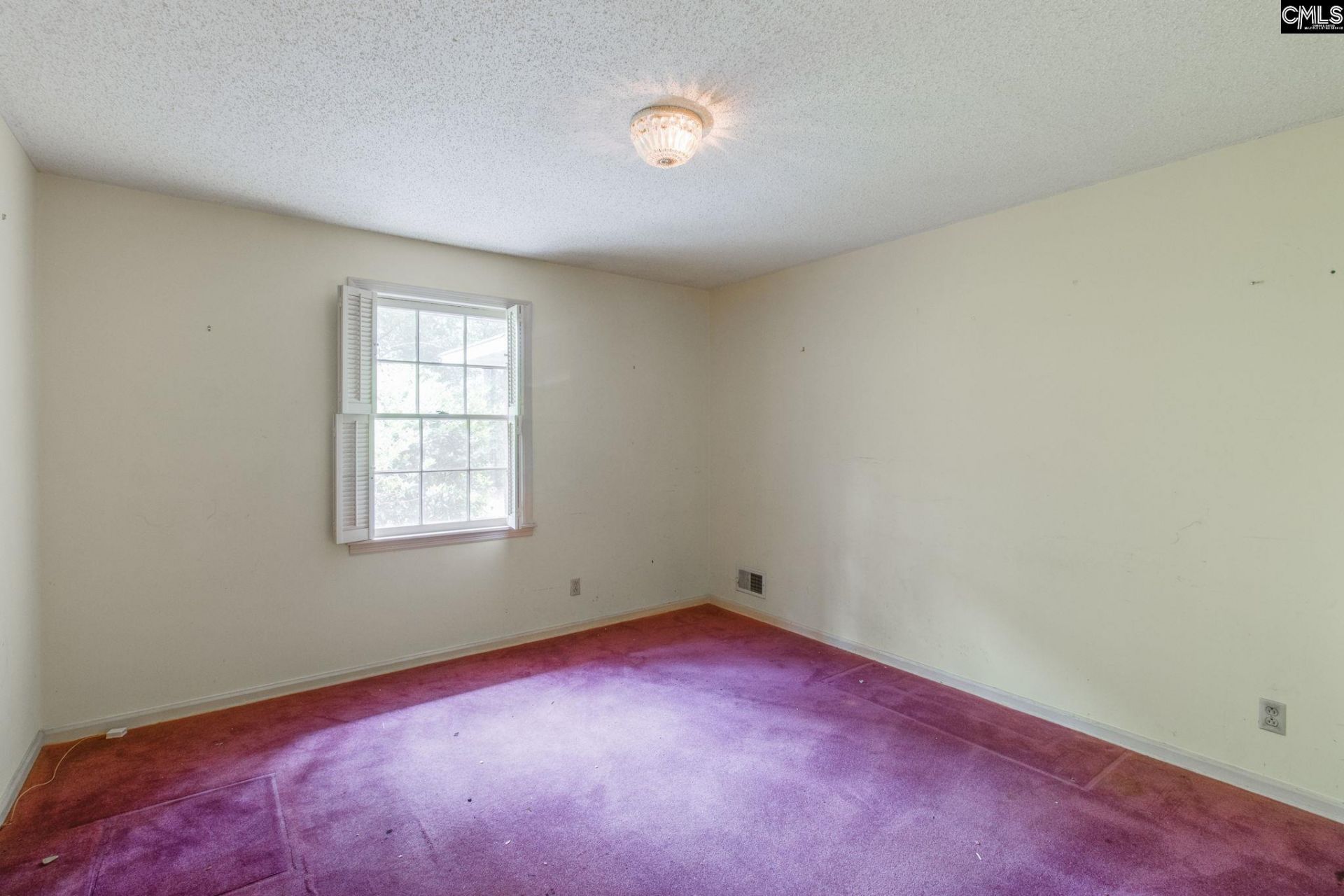 2220 Bee Ridge Road  Photo 17