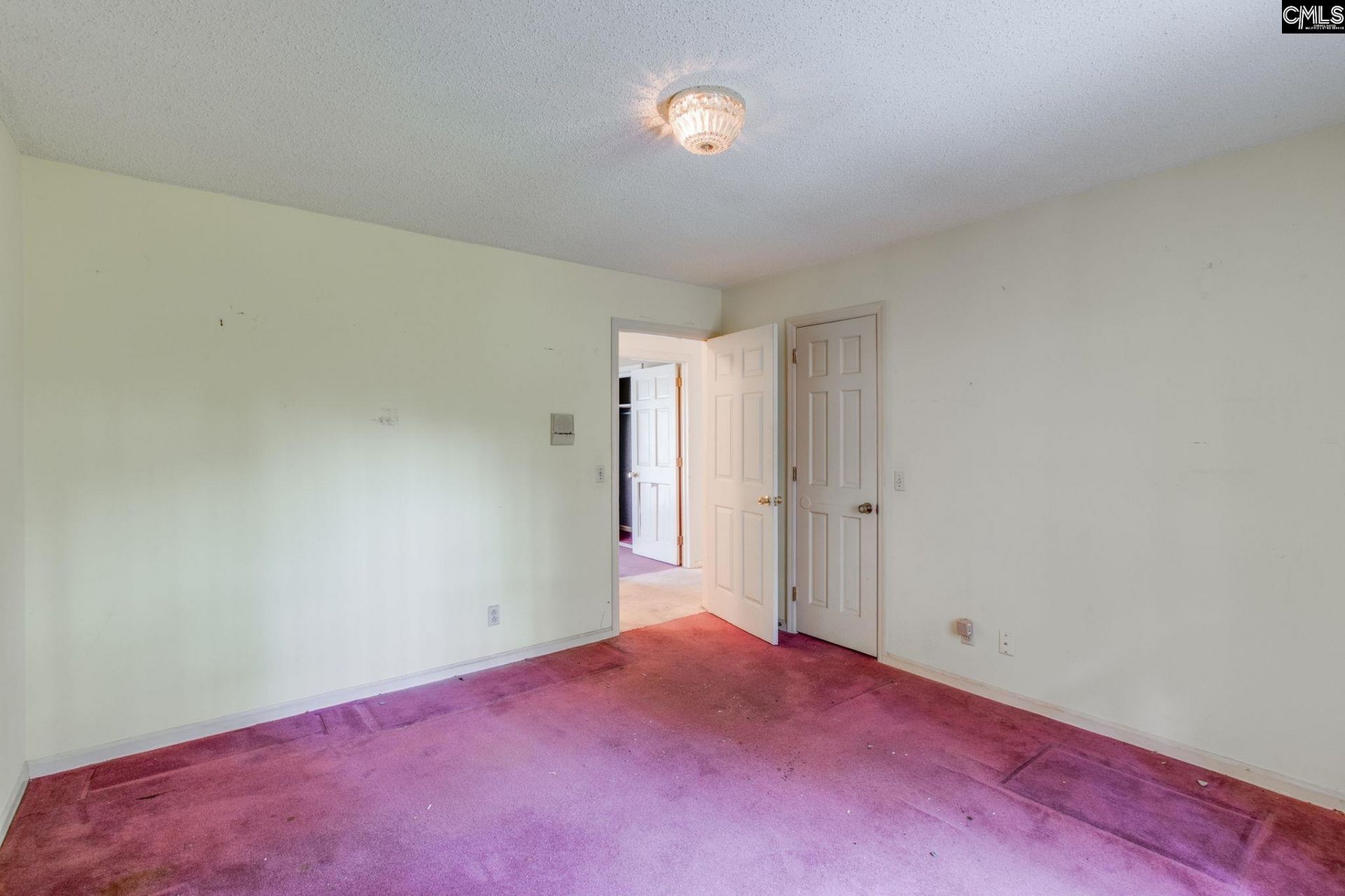 2220 Bee Ridge Road  Photo 18