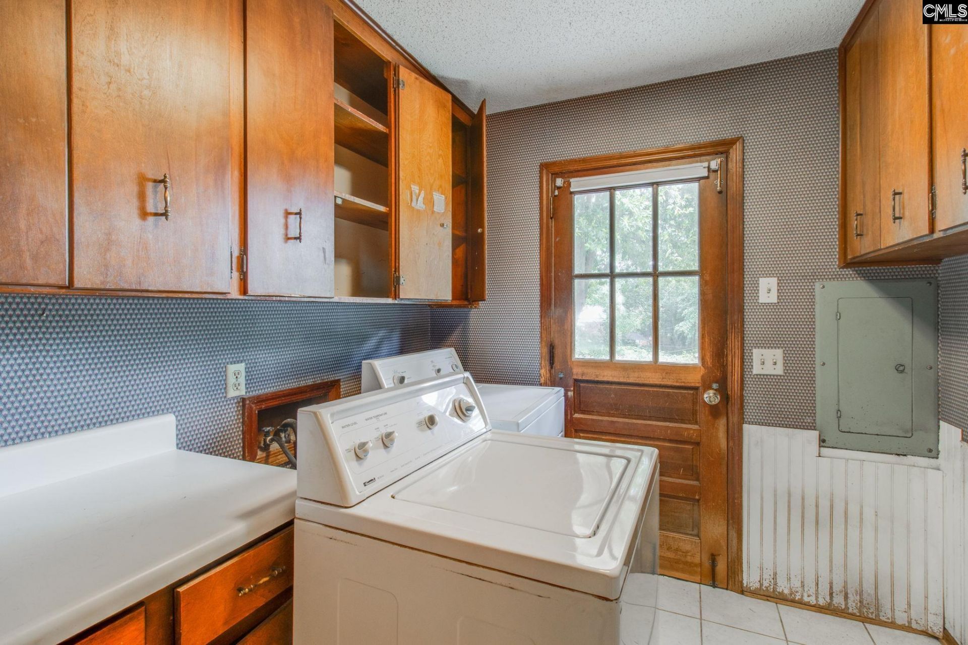 2220 Bee Ridge Road  Photo 26