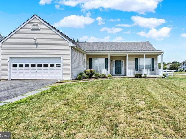 252 BERWICK LANE, DOVER, DE 19904