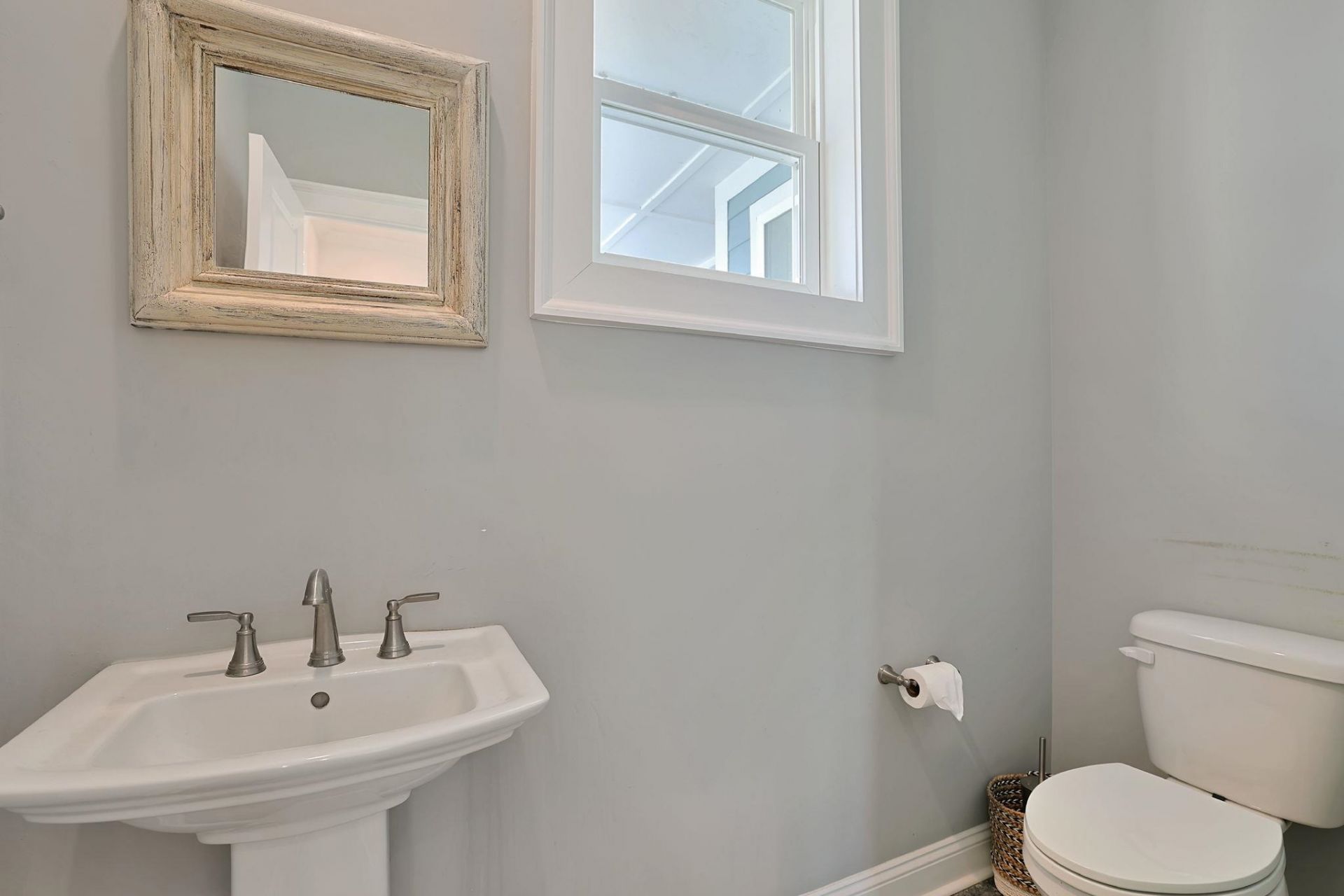 490 Harbour View Dr.  Photo 15