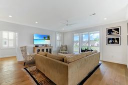 490 Harbour View Dr.  photo 4