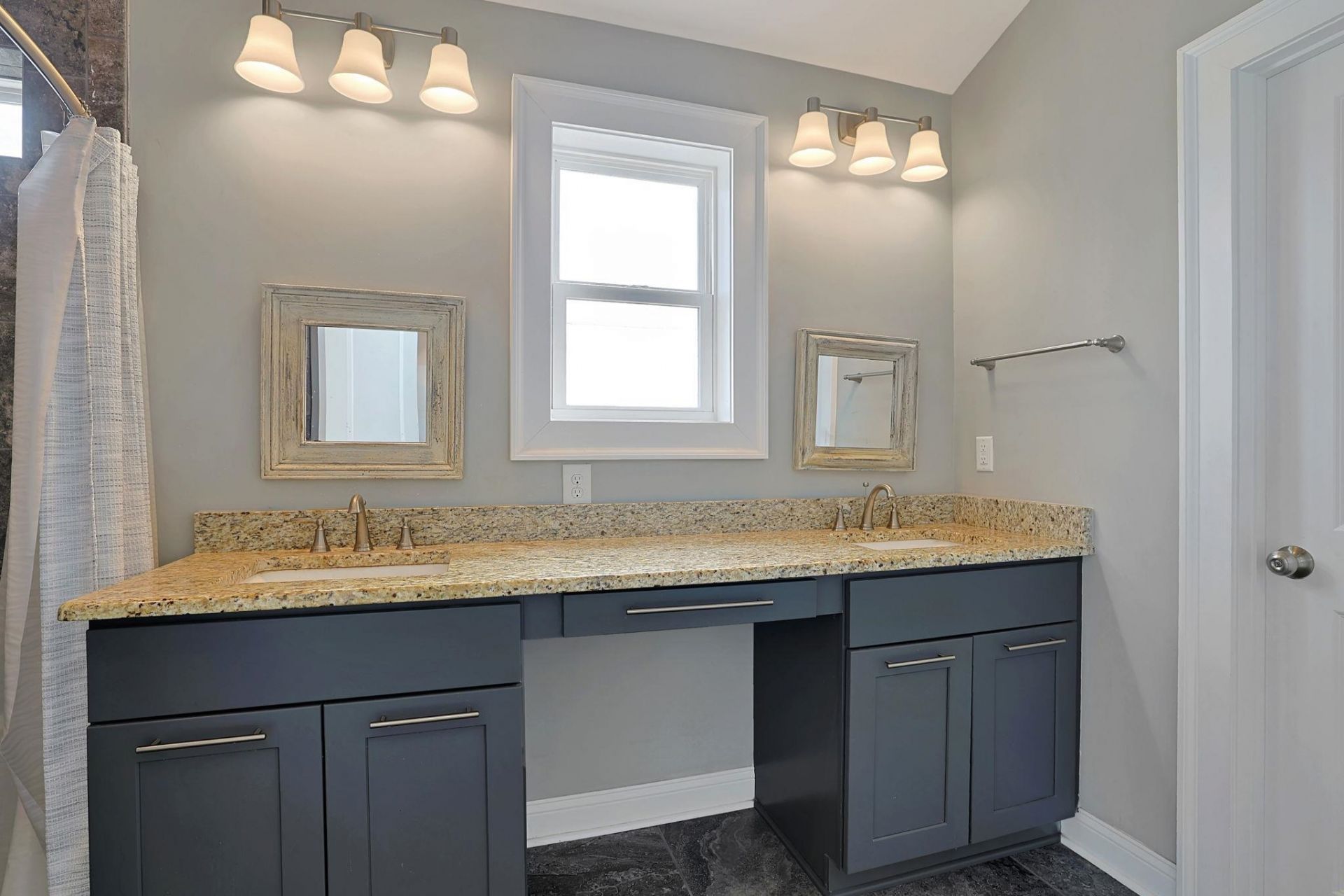 490 Harbour View Dr.  Photo 21