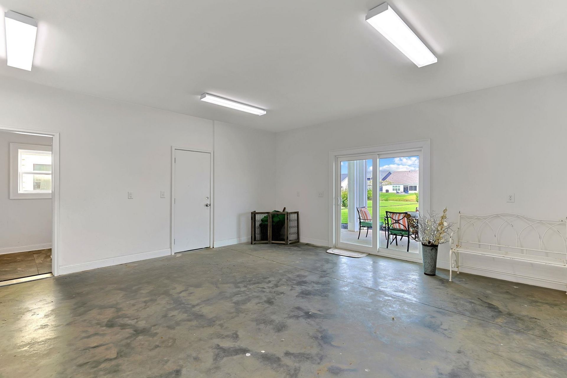 490 Harbour View Dr.  Photo 34