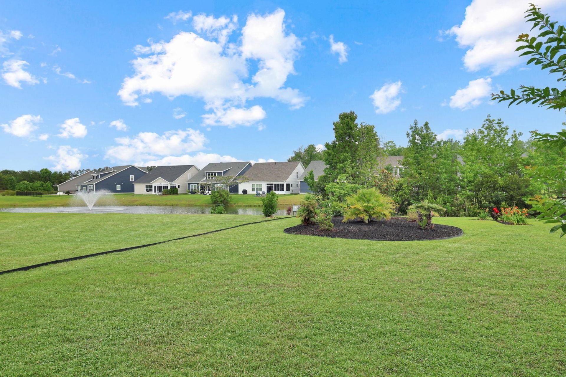 490 Harbour View Dr.  Photo 39