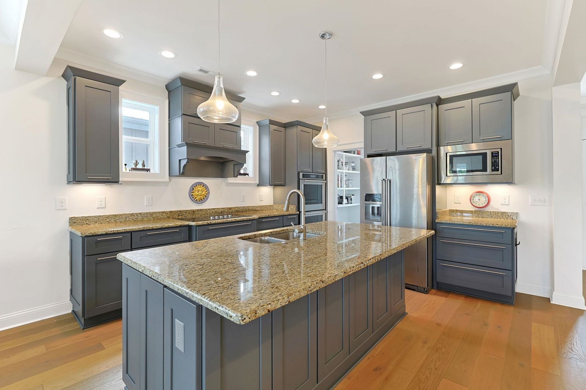 490 Harbour View Dr.  Photo 7