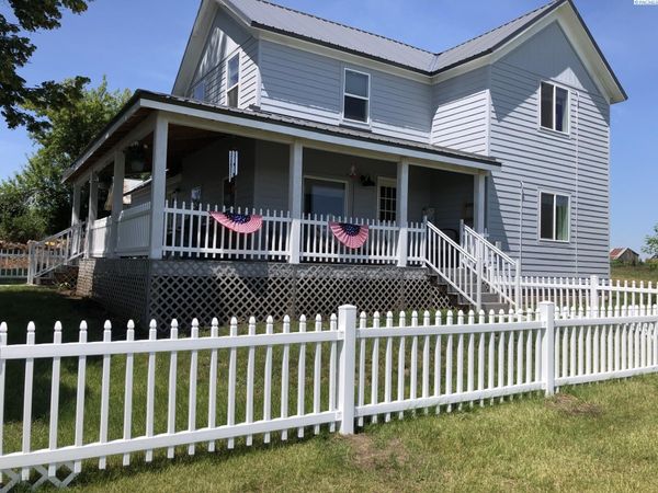 2031 Walter Siding Road, Garfield, WA 99130